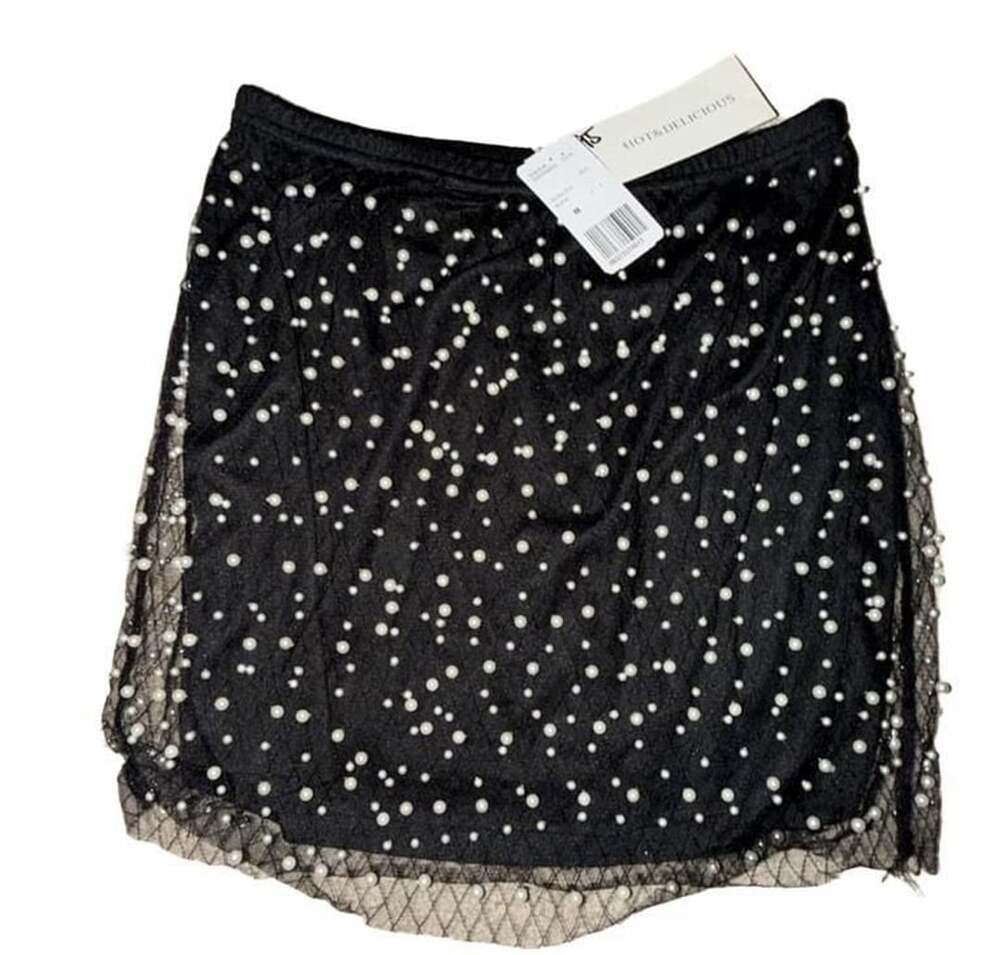 Hot & Delicious Black Pearl Embellished Mesh Mini Skirt Size M NWT